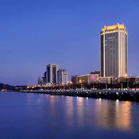 Hotel Crowne Plaza Zhenjiang By Ihg Exterior foto