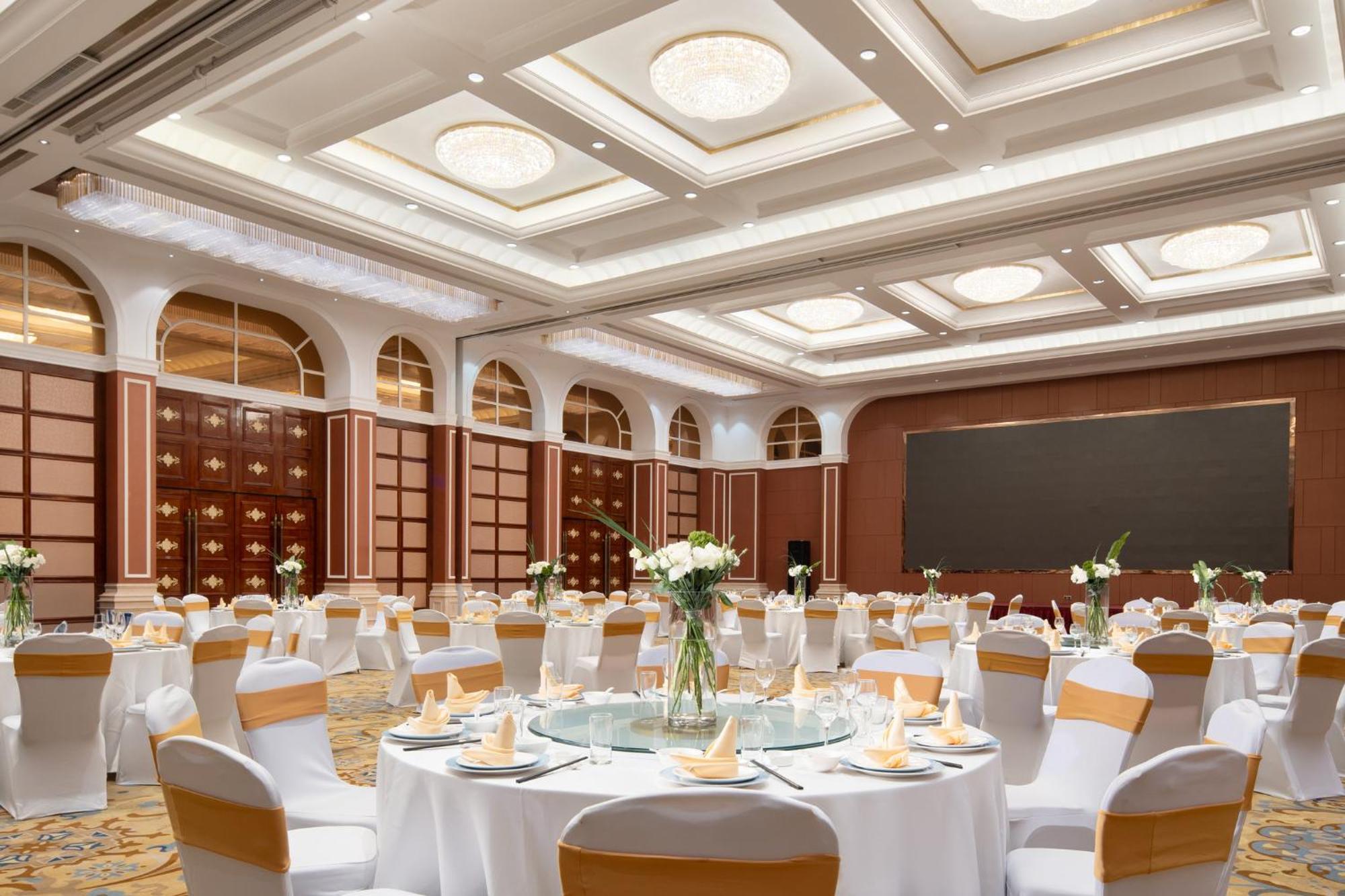 Hotel Crowne Plaza Zhenjiang By Ihg Exterior foto