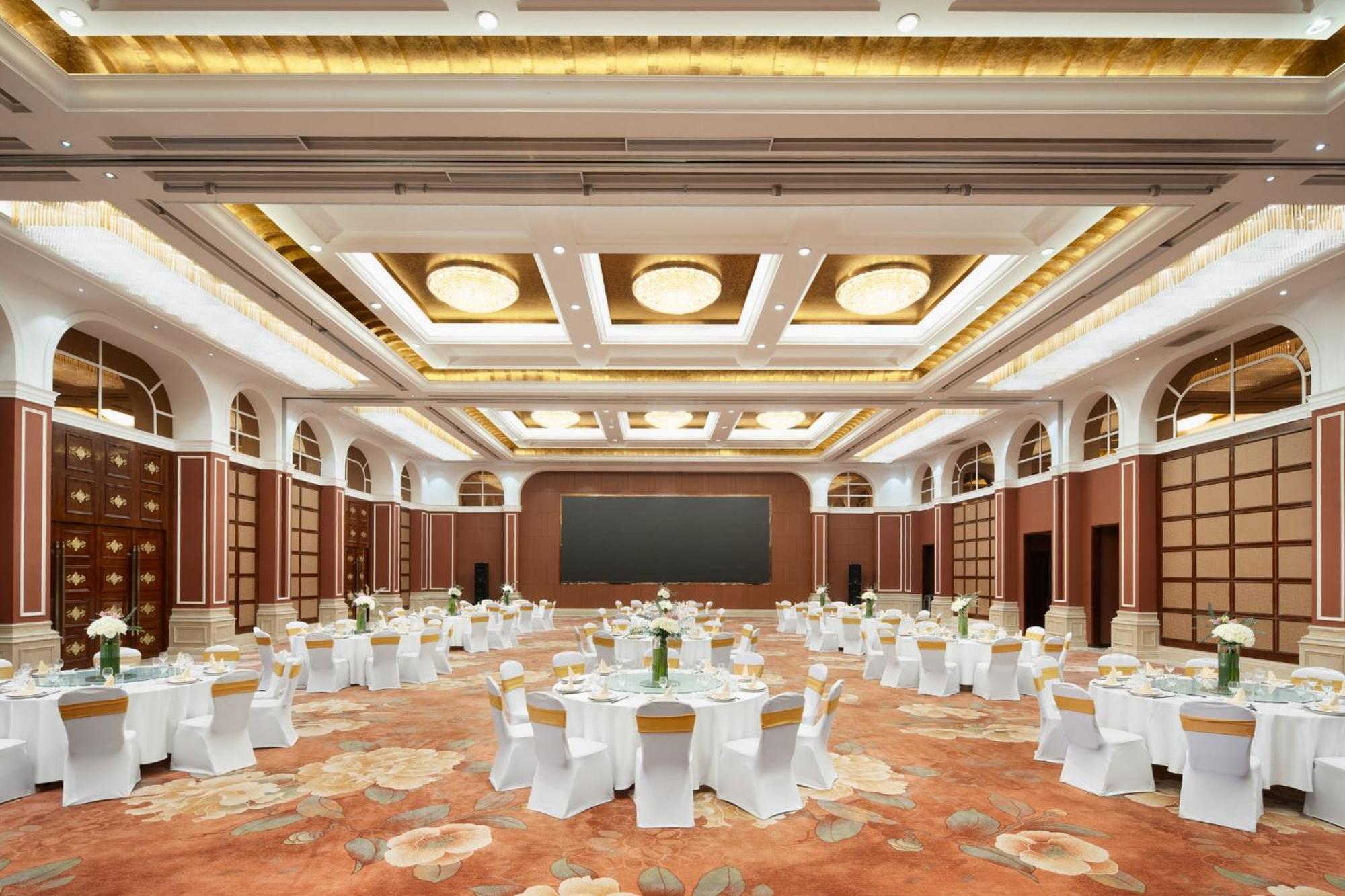 Hotel Crowne Plaza Zhenjiang By Ihg Exterior foto