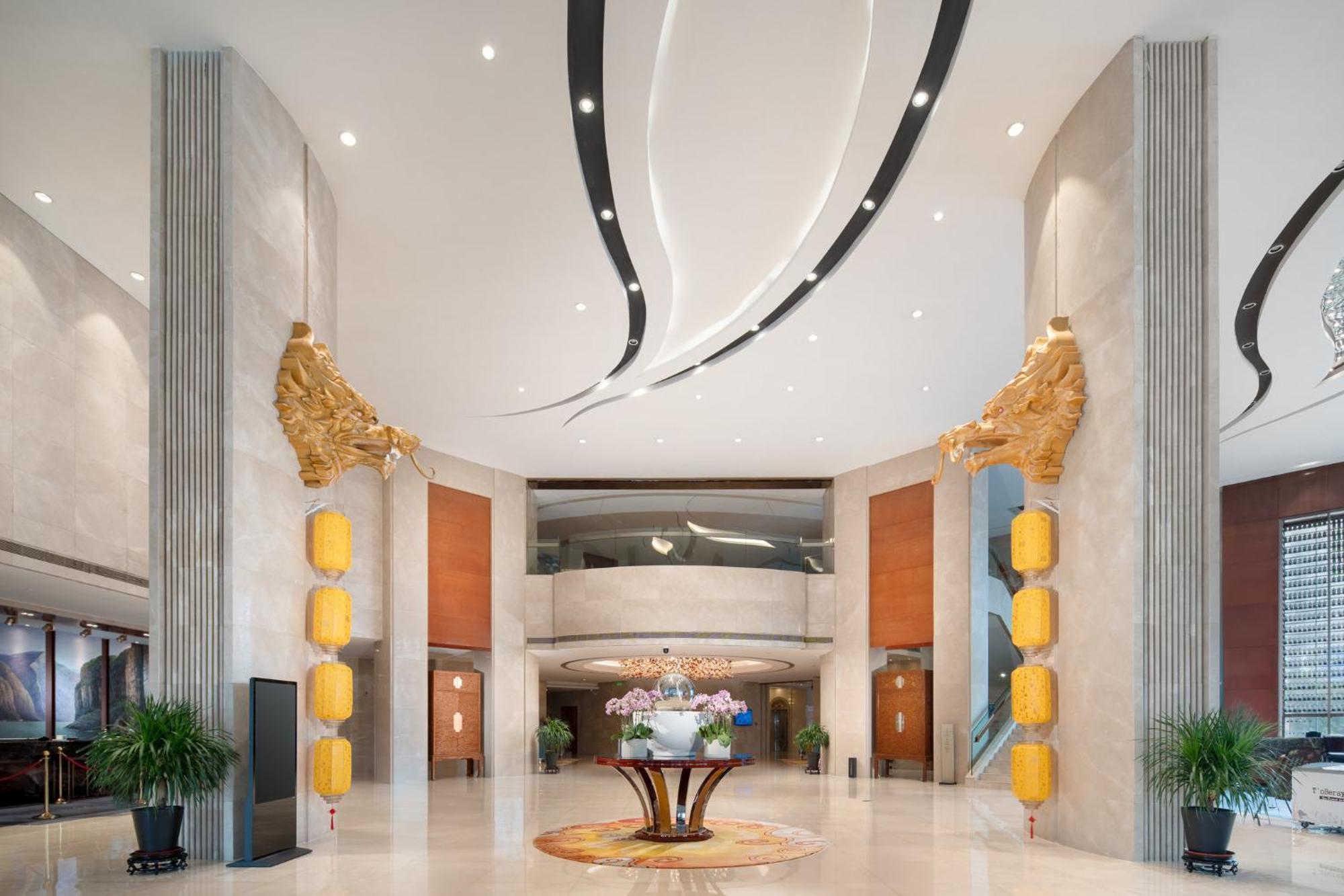 Hotel Crowne Plaza Zhenjiang By Ihg Exterior foto